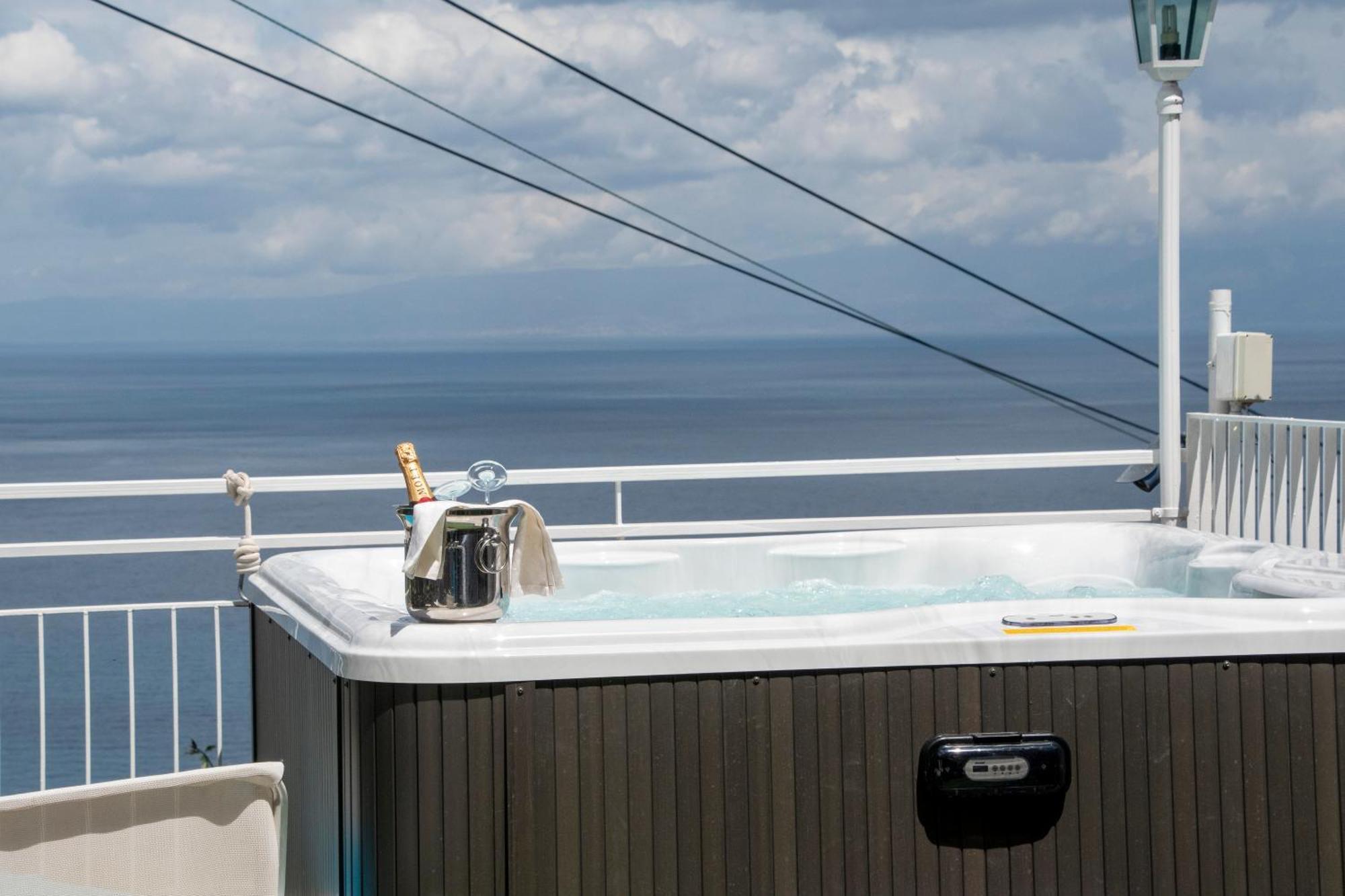 Dream View Suites Taormina Kültér fotó