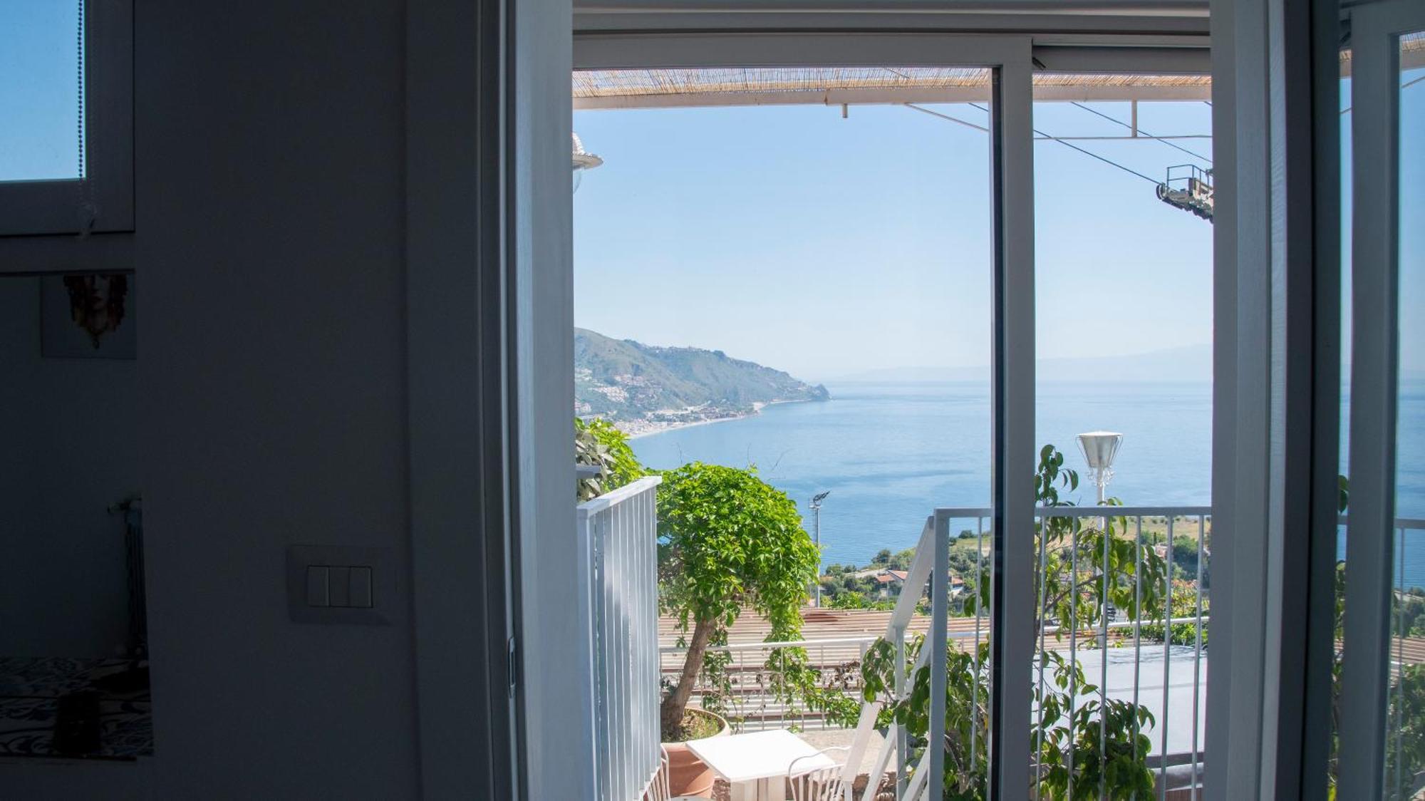 Dream View Suites Taormina Kültér fotó